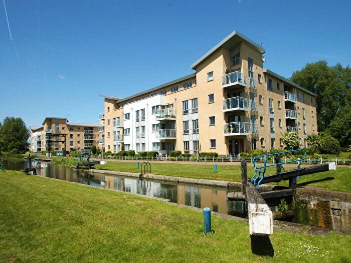 1 Bedroom Apartment To Rent In Lockside Marina, CM2