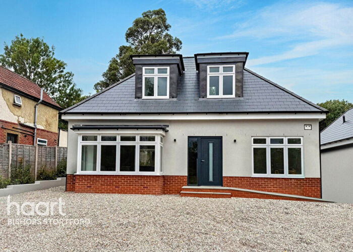 4 Bedroom Chalet For Sale In Start Hill, Bishops Stortford, CM22