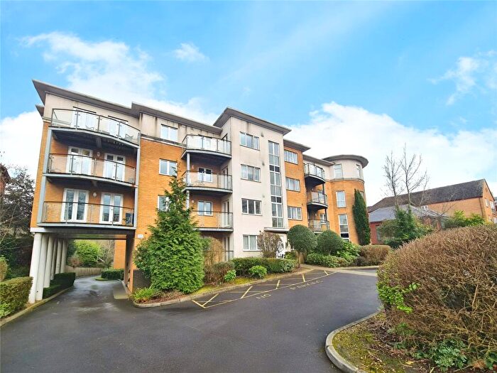 2 Bedroom Flat To Rent In Hill Lane, Southampton, SO15