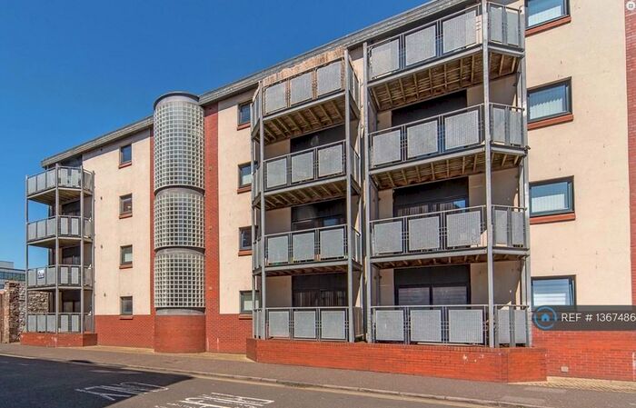 2 Bedroom Flat To Rent In Trades Lane, Dundee, DD1