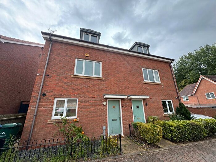 3 Bedroom House To Rent In Melody Close, Coventry, CV2