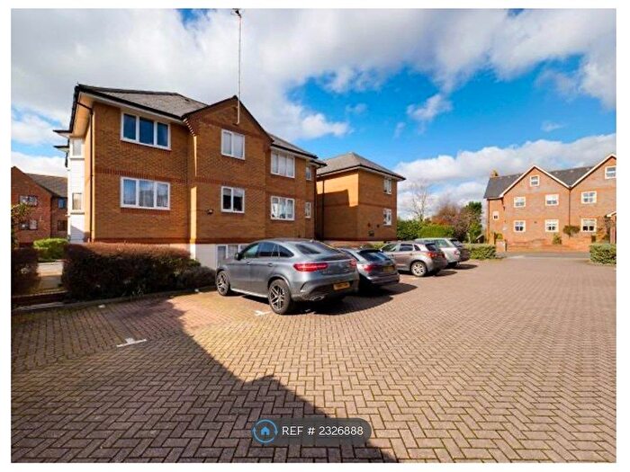1 Bedroom Flat To Rent In Alexandra Court, Hemel Hempstead, HP2