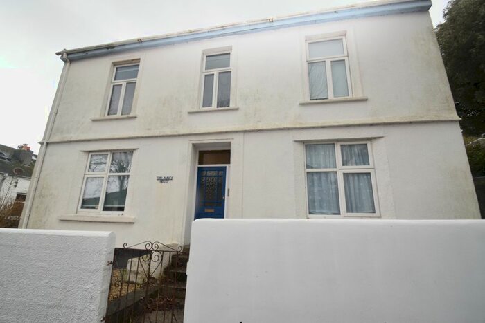 6 Bedroom Detached House To Rent In Trelawney Road, Falmouth TR11