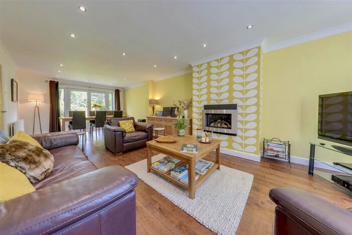 4 Bedroom Detached House For Sale In Union Road, Rawtenstall, Rossendale, BB4