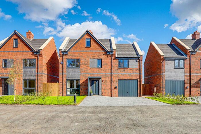 5 Bedroom Detached House For Sale In The Old Farmstead, Bulcote, NG14