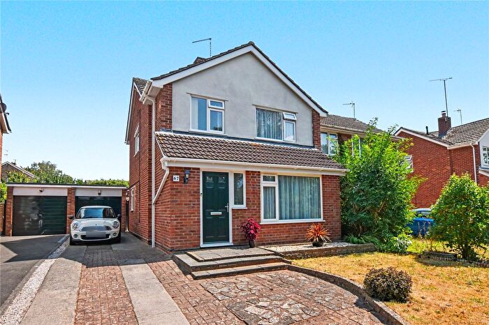 3 Bedroom Semi Detached House For Sale In Parkfield Road, Taunton, Somerset, TA1