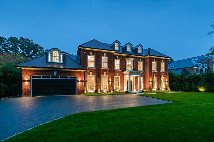 7 Bedroom Detached House For Sale In Albury Road, Burwood Park, KT12