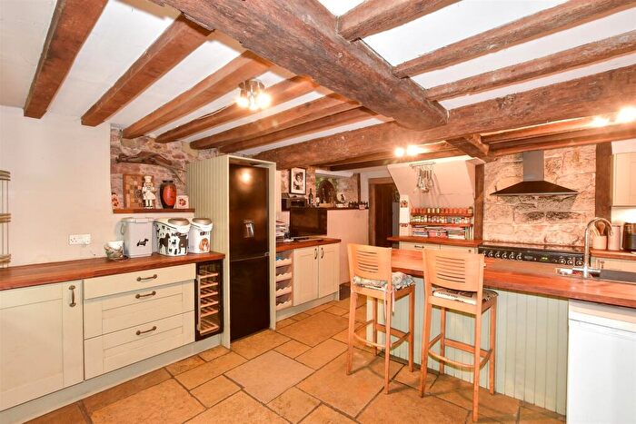2 Bedroom Cottage For Sale In Lower Street, Pulborough, West Sussex, RH20