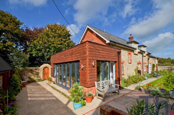 3 Bedroom Cottage For Sale In Horringford, Newport, Isle Of Wight, PO30