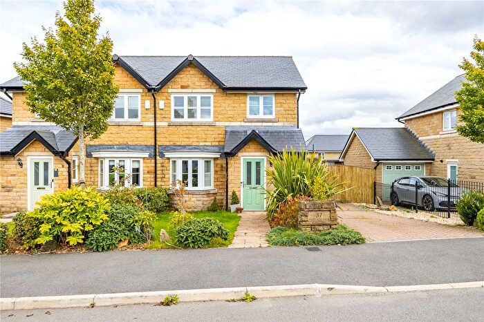3 Bedroom Semi-Detached House For Sale In Boshaw View, Hade Edge, Holmfirth, HD9