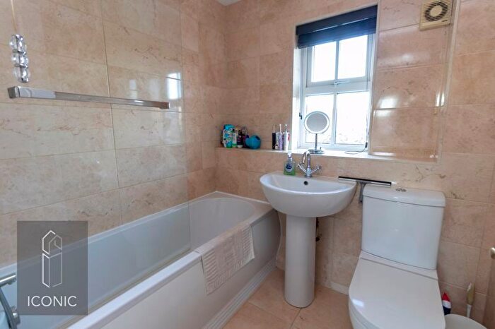 3 Bedroom End Of Terrace House For Sale In Old Warren, Taverham, Norwich, NR8