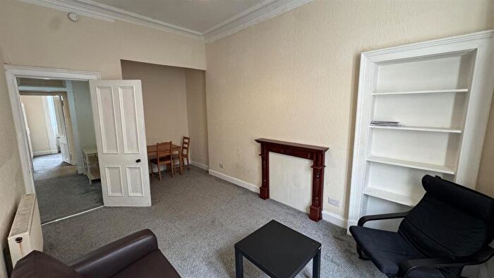 1 Bedroom Flat To Rent In Westmoreland Street, Glasgow, G42