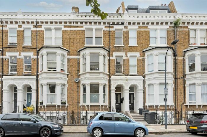 2 Bedroom Flat To Rent In Bolingbroke Road, London, W14