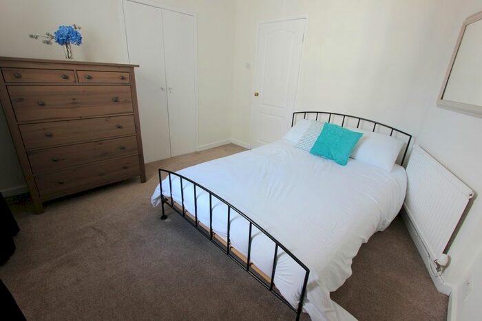 2 Bedroom Flat To Rent In Canongate, Edinburgh, EH8