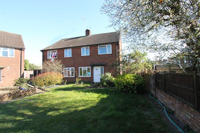 2 Bedroom Apartment For Sale In Railway Street, Hertford, SG13