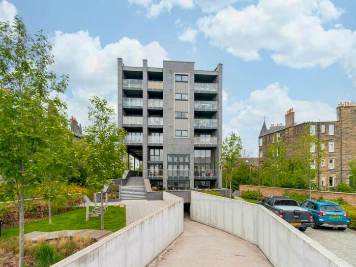 2 Bedroom Flat To Rent In Lawrie Reilly Place, Edinburgh, EH7