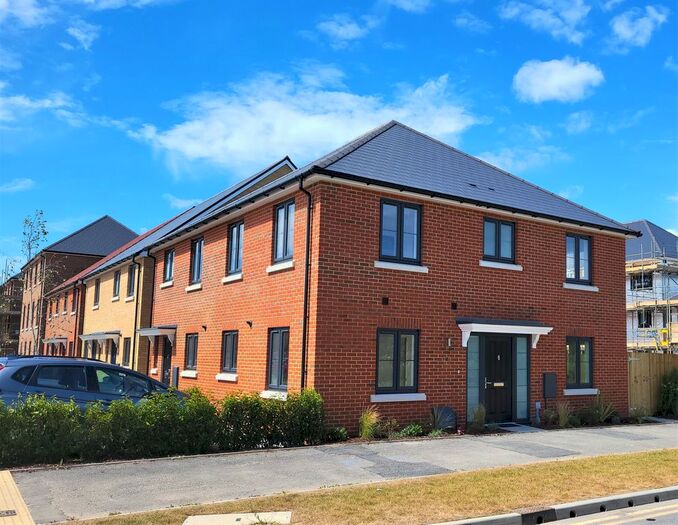 3 Bedroom Detached House To Rent In Poplar Drive, Deal, CT14