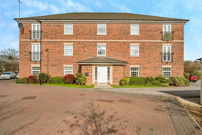 2 Bedroom Flat For Sale In Rosso Close, Doncaster, South Yorkshire, DN4