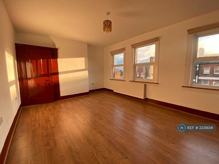 3 Bedroom Terraced House To Rent In Honor Oak Park, London, SE23