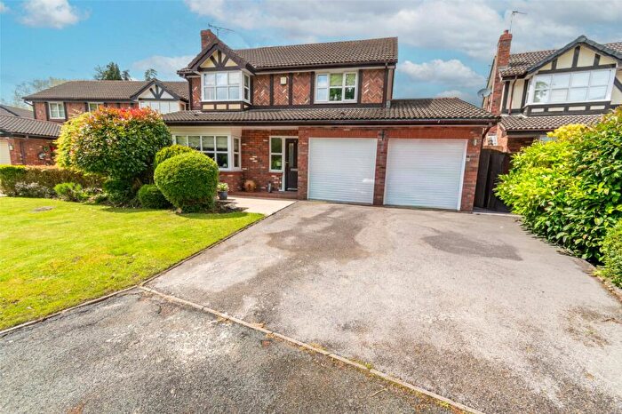 4 Bedroom Detached House For Sale In Laurel Close, Middlewich, CW10