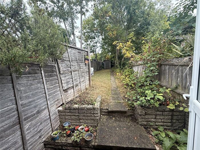 4 Bedroom Terraced House To Rent In Hutton Grove, London, N12