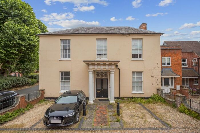 1 Bedroom Flat To Rent In West Mills, Newbury, RG14