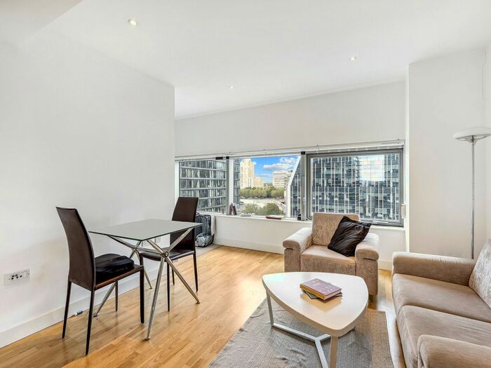 Studio To Rent In Landmark East Tower, Marsh Wall, E14