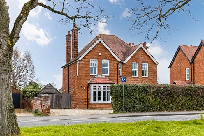 5 Bedroom Detached House For Sale In Wootton Road, Abingdon, OX14