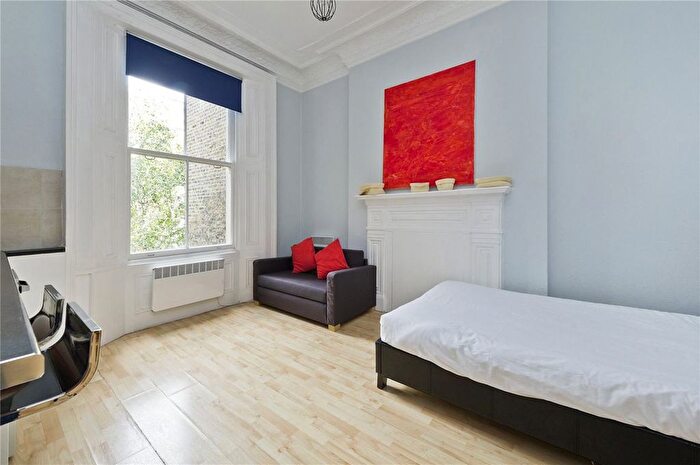 Studio To Rent In Marloes Road, Kensington, W8