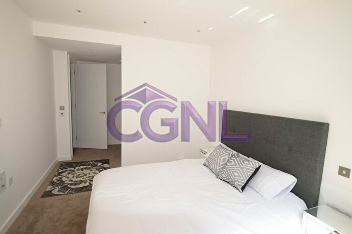 1 Bedroom Flat To Rent In Kingwood House, Chaucer Gardens, London, E1