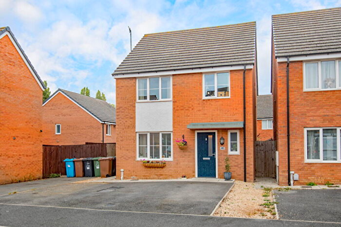 4 Bedroom Detached House For Sale In Oak Wood Drive, Corby, Northamptonshire, NN18