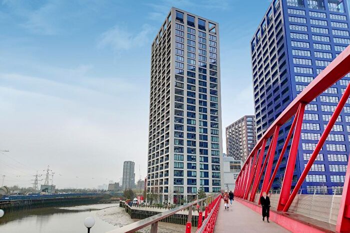 Studio To Rent In Corson House, City Island Way, London City Island, Canning Town, London, E14