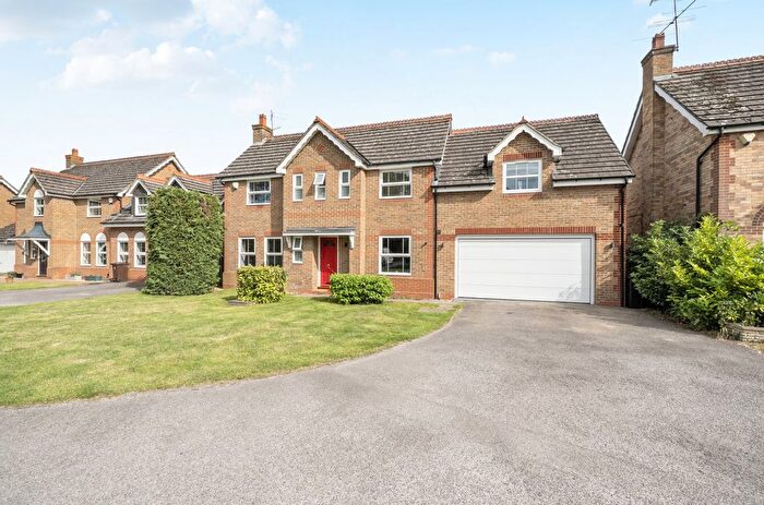 4 Bedroom Detached House For Sale In Chatteris Way, Lower Earley, Reading, RG6