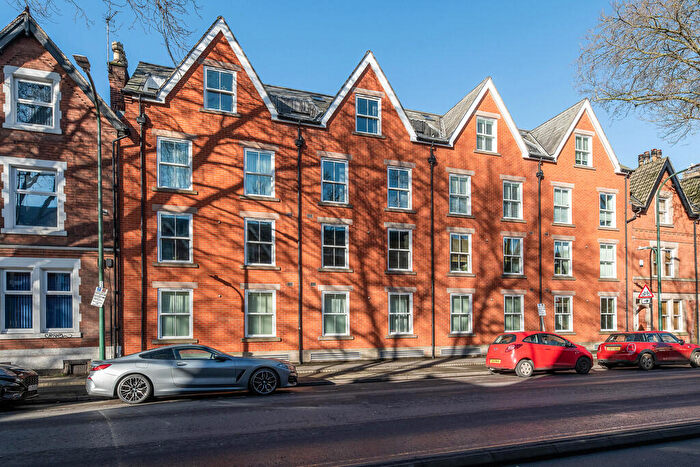 2 Bedroom Apartment For Sale In The Gallery, Hope Drive, The Park, NG7