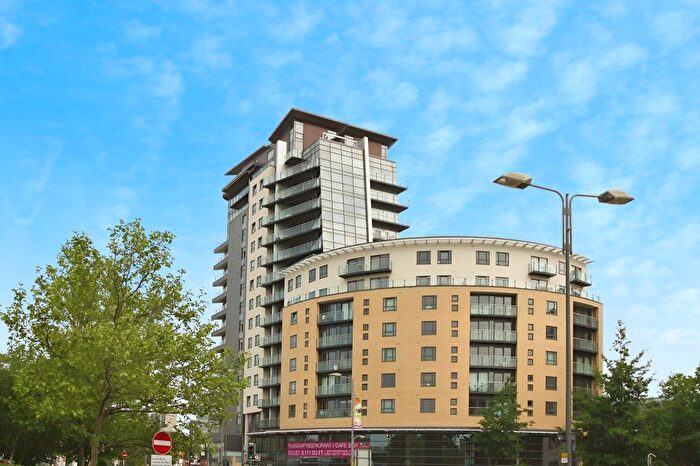 1 Bedroom Flat To Rent In Skyline, St. Peters Street, Leeds, West Yorkshire, LS9