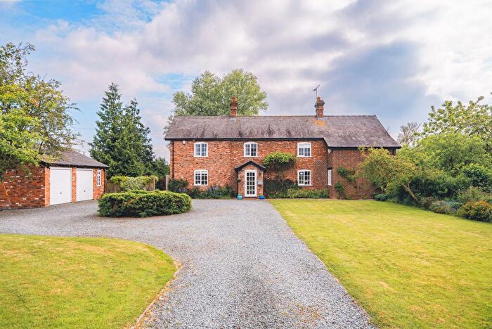 5 Bedroom Farm House For Sale In Higher Penley, Penley, LL13