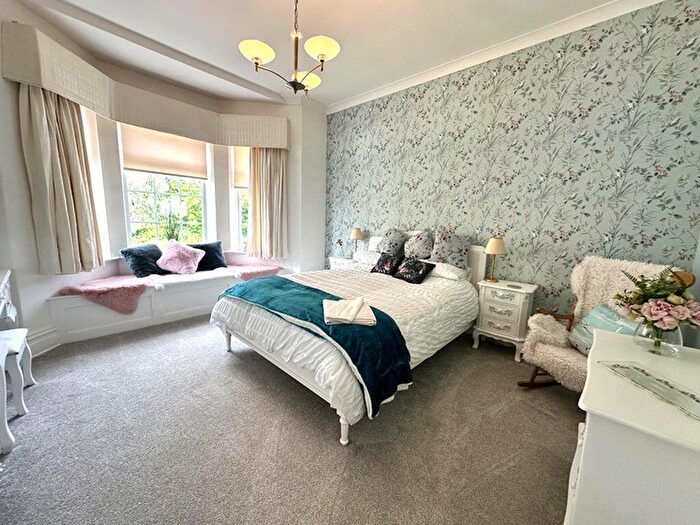 3 Bedroom Flat To Rent In Chesterfield Road, Southport, PR8