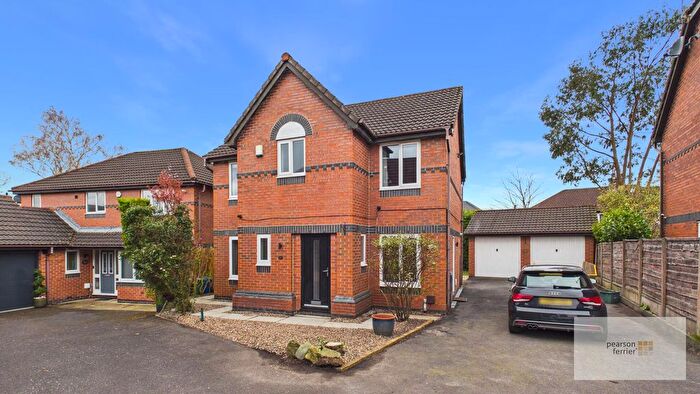 4 Bedroom Detached House For Sale In Beauly Close, Holcombe Brook, Ramsbottom, BL0