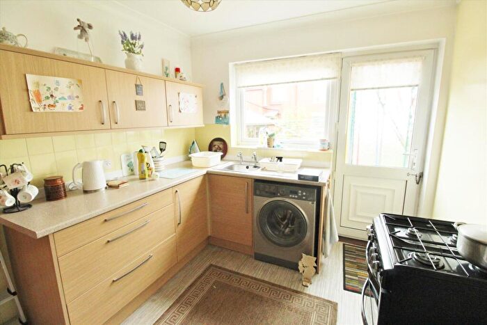 2 Bedroom Bungalow For Sale In Haydock Grove, Heysham, Morecambe, LA3