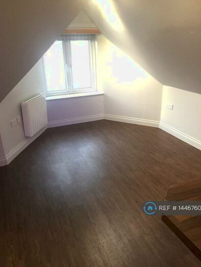 1 Bedroom Flat To Rent In Grosvenor Gardens, Bournemouth, BH1