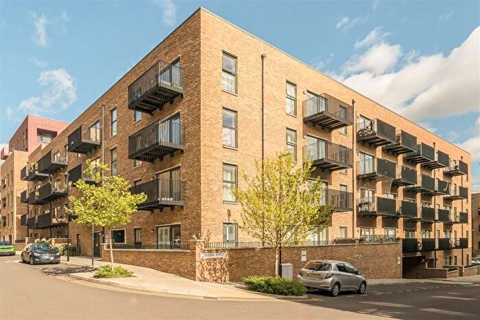 2 Bedroom Flat For Sale In Brumwell Avenue, Woolwich, SE18