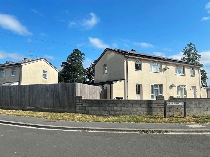 3 Bedroom Semi-Detached House For Sale In Marsh Street, Avonmouth, BS11