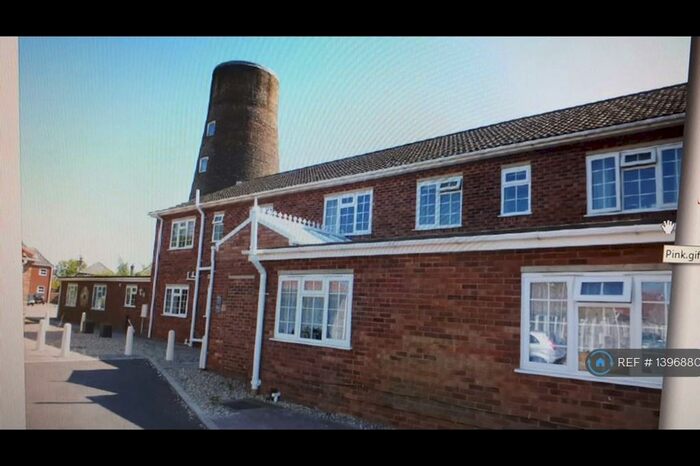2 Bedroom Flat To Rent In Olde Mill Court, Upwell, Wisbech, PE14