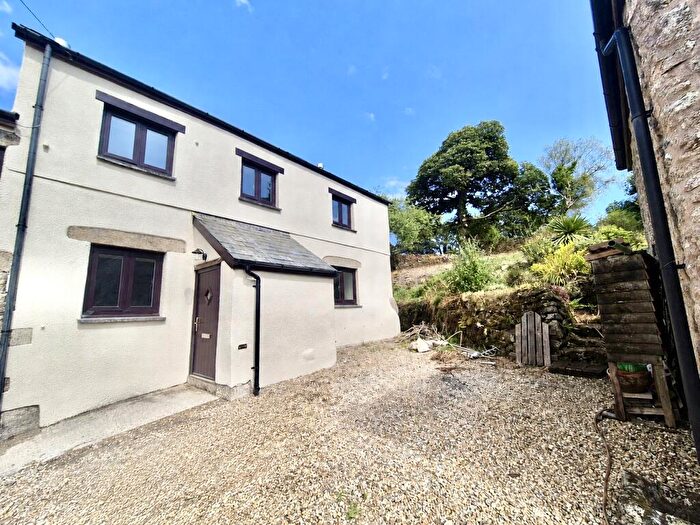 4 Bedroom Barn Conversion To Rent In Watercombe Farm, PL21