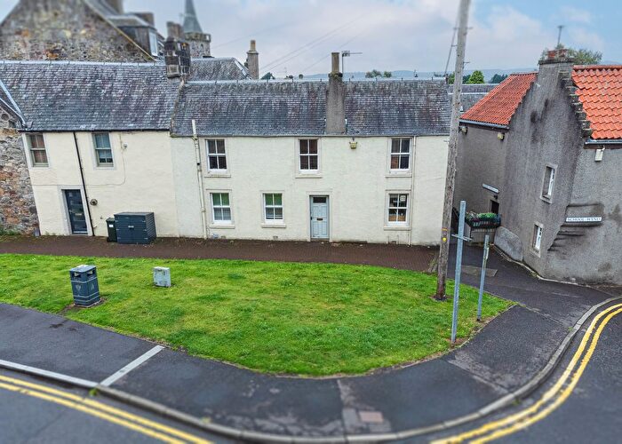 2 Bedroom Semi-Detached House For Sale In School Wynd, Kinross, KY13