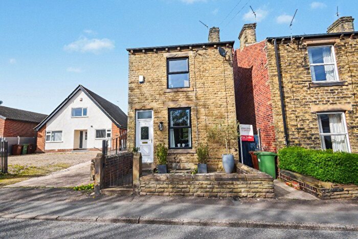 2 Bedroom Detached House For Sale In Manor Road, Ossett, West Yorkshire, WF5