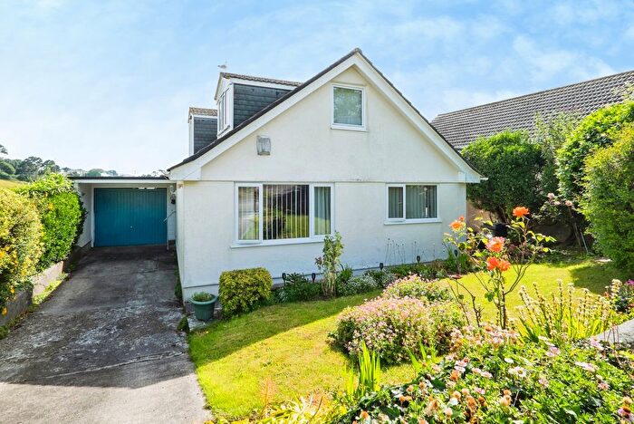 2 Bedroom Detached House For Sale In Lower Gurnick Road, Newlyn, Penzance, Cornwall, TR18