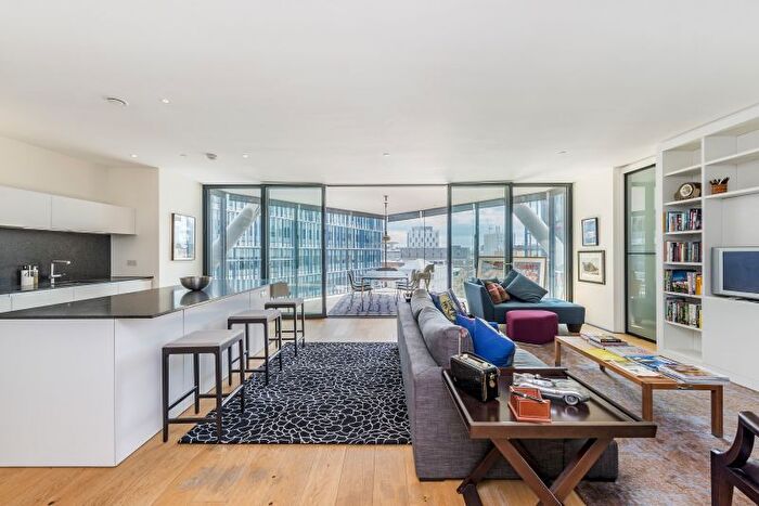 2 Bedroom Flat To Rent In Neo Bankside, Holland Street, SE1