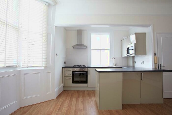 1 Bedroom Flat To Rent In Buckingham Road, Brighton, BN1