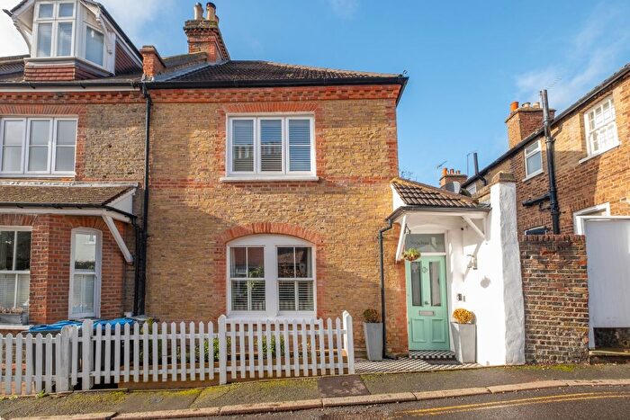 3 Bedroom Cottage To Rent In Strachan Place, London, SW19